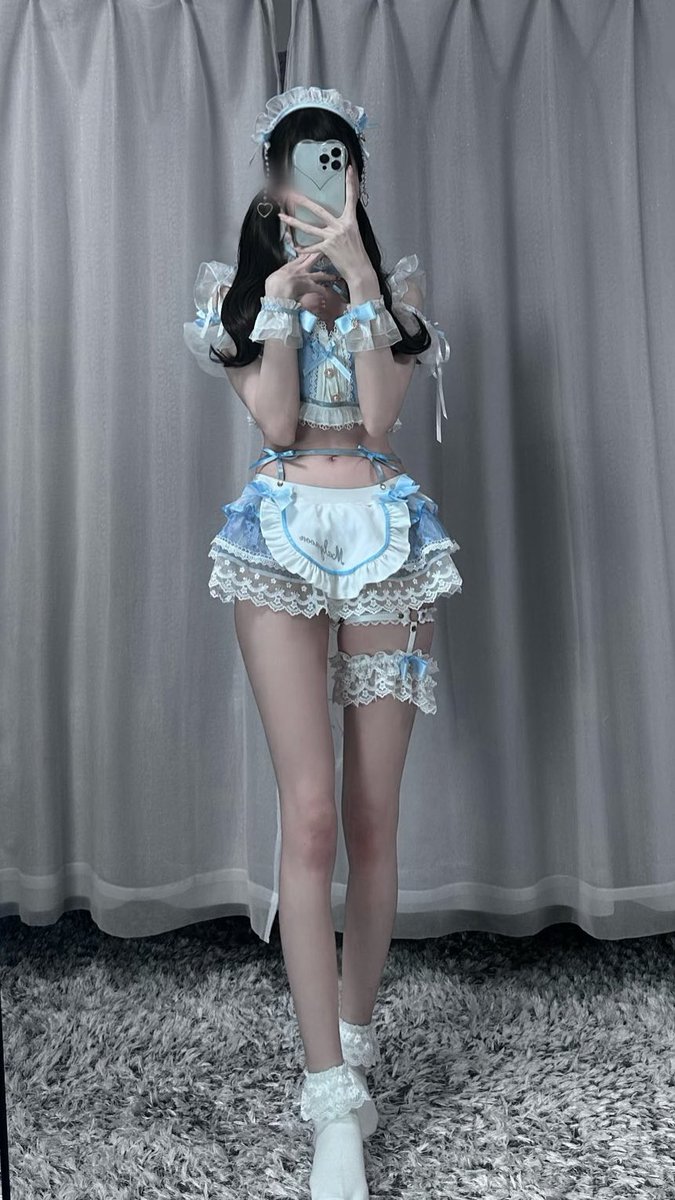 这样的女仆你会喜欢吗
#反差  #反差教师  #女仆装