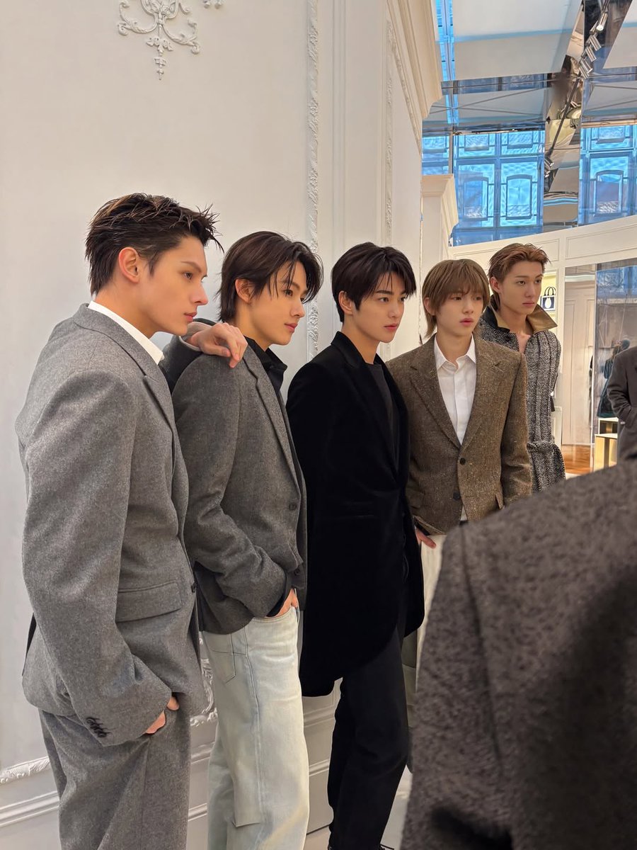 juhoori's tweet image. 