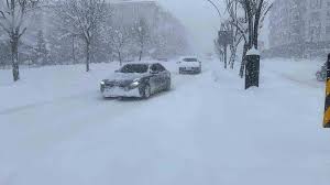 <a href="/AnkaraValiligi/">T.C. Ankara Valiliği</a> Ankara son dakika yollar kapandı tatil et okulları