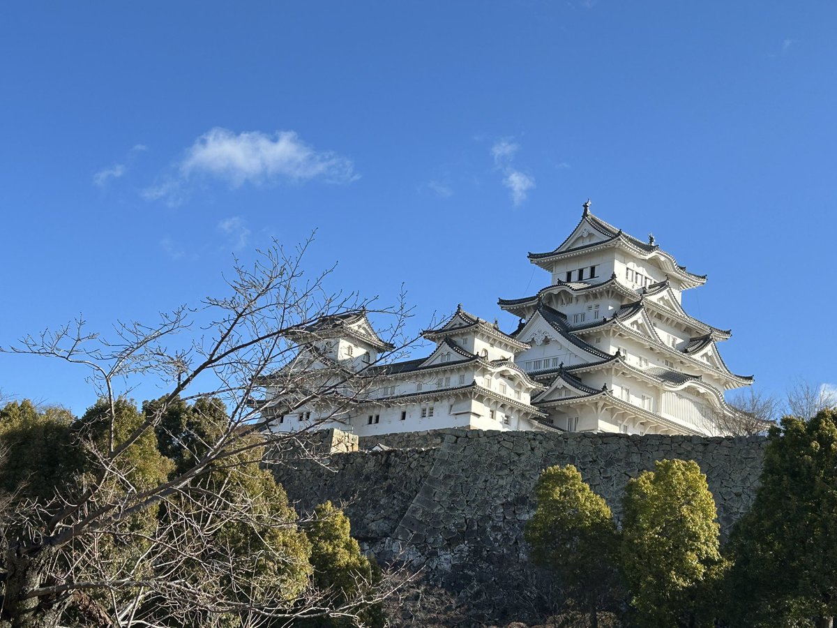 姫路城行ってきたーー🏯

たまたま、消防の出初式やってました🚒