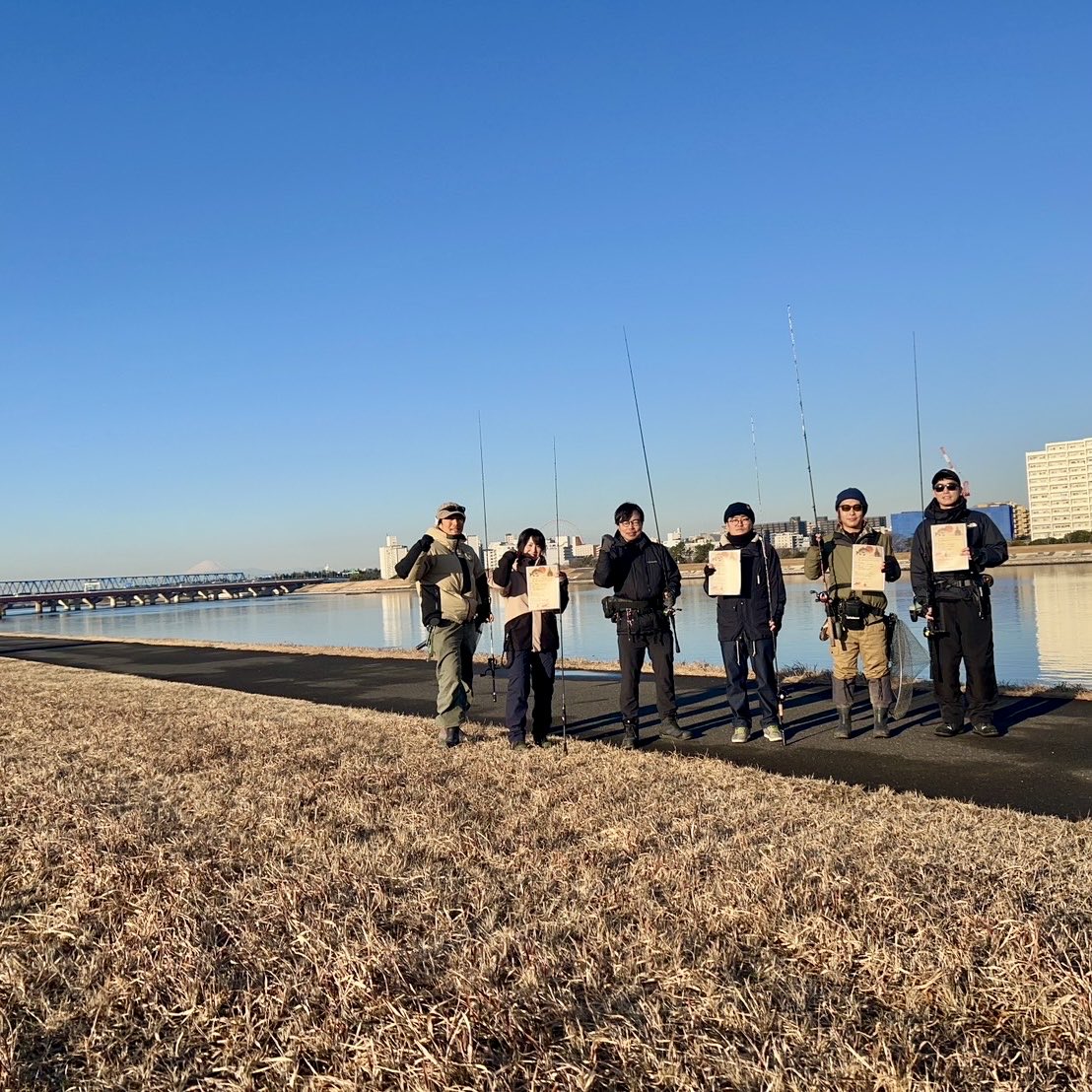 昨日は東京湾チニング新年会2026に参加🎍
46センチのクロダイが釣れてくれて、なんと優勝🏆😭
その後の新年会では凄腕チニンガーの皆さんから色々お話を聞けて、本当に勉強になりました！早くまたチニング行きたい😁
<a href="/yuichining/">🌚ユイチニング🌝</a> さん釣りから交流会まで楽しいイベントありがとうございました🙌