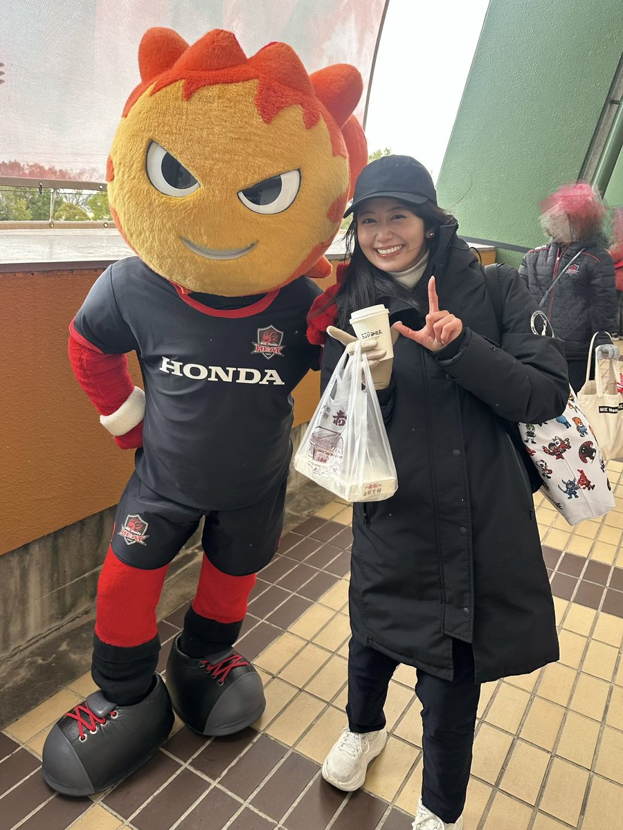 今シーズンは鈴鹿と宇都宮を行ったり来たりしているヒートくんです🔥
となるとヒートくんは電車移動やろか🙄  #ラグビー #Honda #鈴鹿 #宇都宮 #マスコットキャラクター #ご当地キャラ