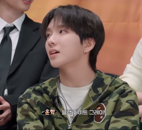 skrrrrrrbnd's tweet image. 난 진짜 운학이 막 화려한 무대의상 입었을때보다 그냥 자기 사복 편하게 입었을때가 더 설렘