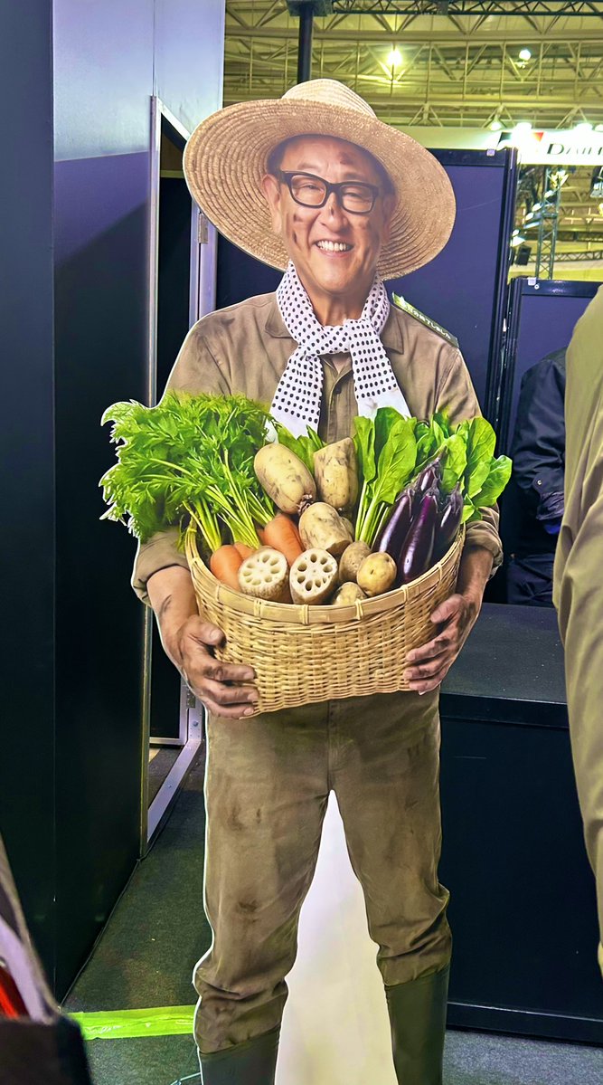 0o7o2o1's tweet image. モリゾウのアクスタ欲しかったけど売り切れてた😭