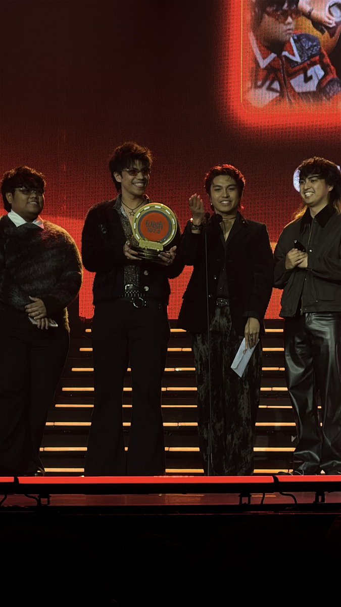 gianxpb's tweet image. WINNER ❤️