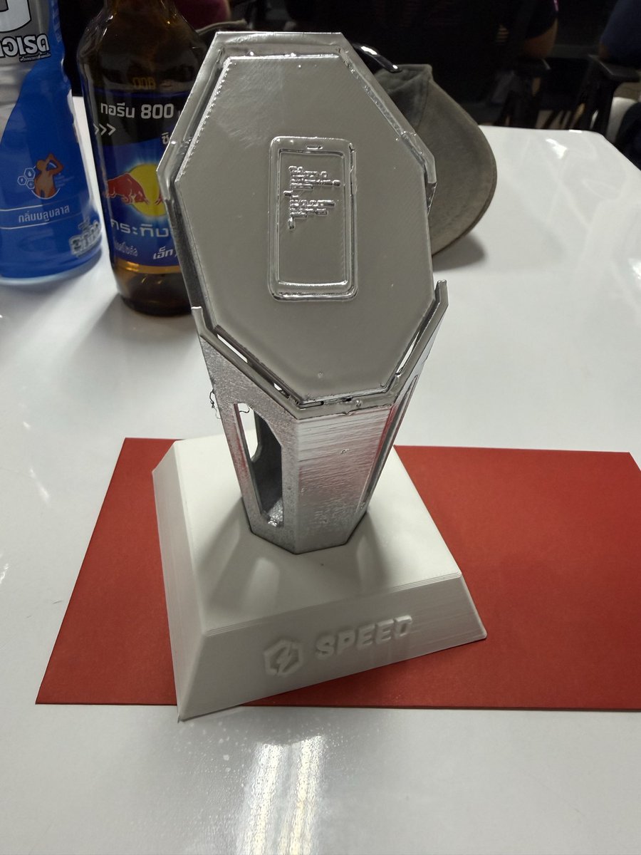 jedrzejcom's tweet image. Winter Vibes - New month new #hackathon prize !  #ICDI #CDMU #chiangmai