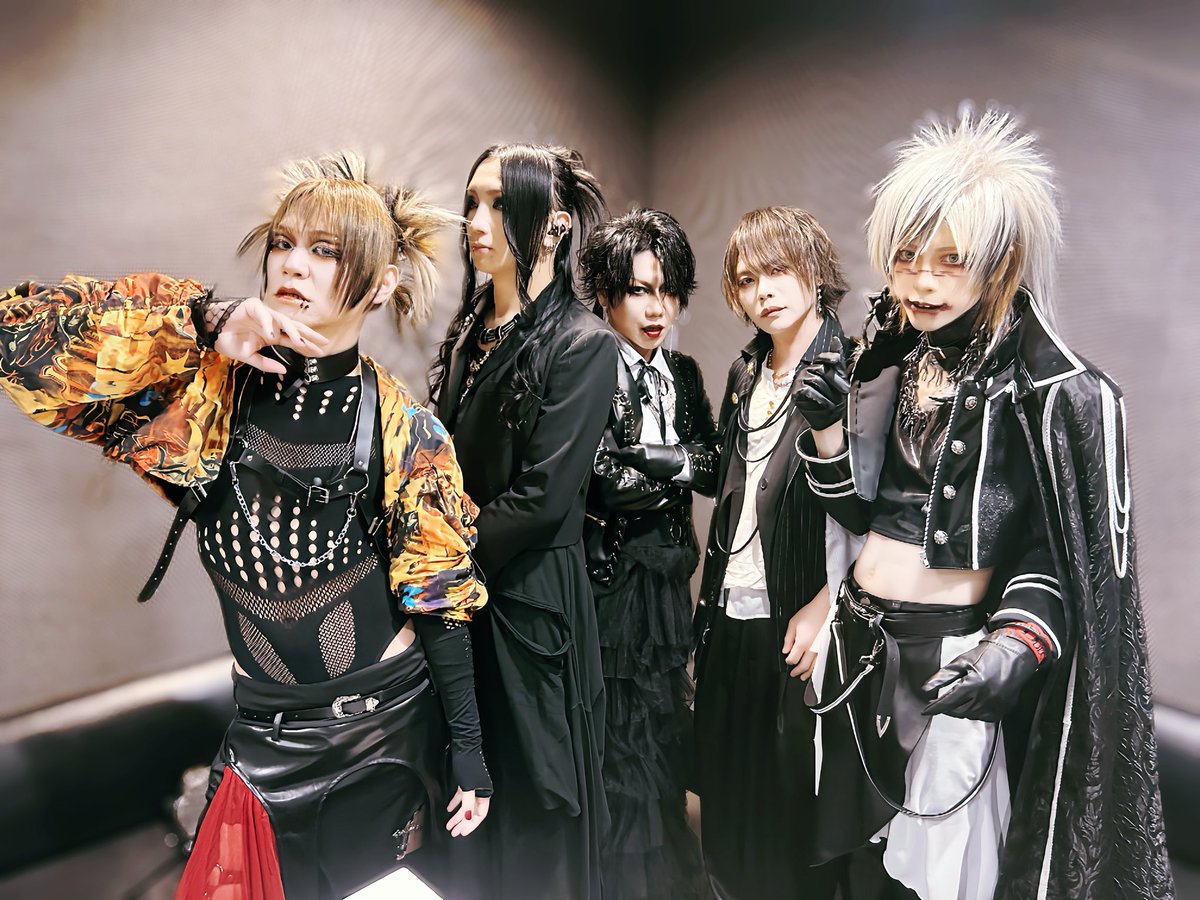 Sadie 剣セット 剣 Guitarist (@tsurugi_brain) / Posts / X