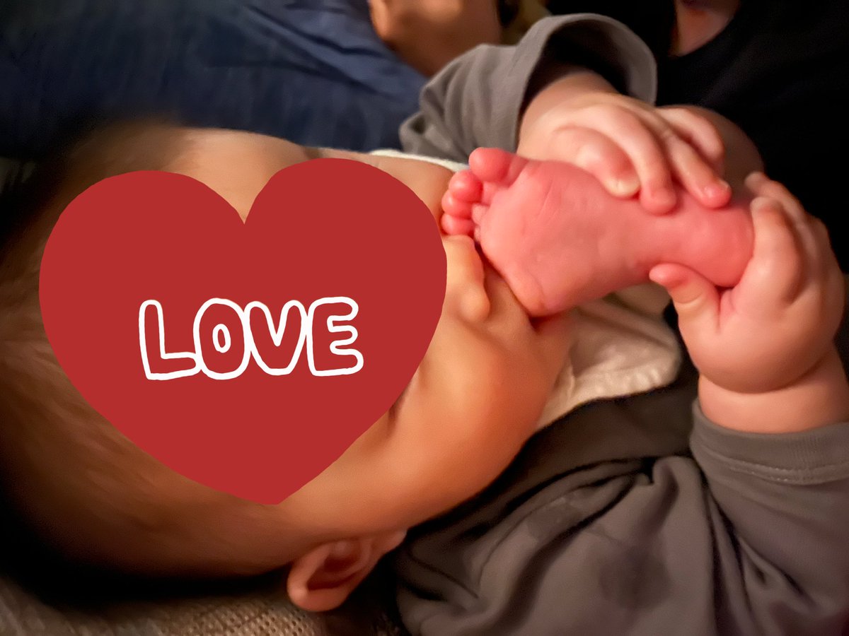 アシヲモグモグ👣