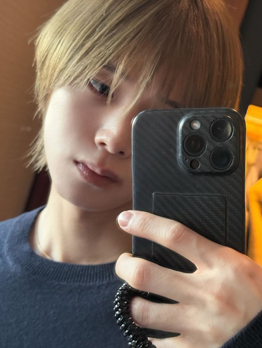 instagram K ケイくんPARISいた🥰 #andTEAM_K #K #ケイくん #케이