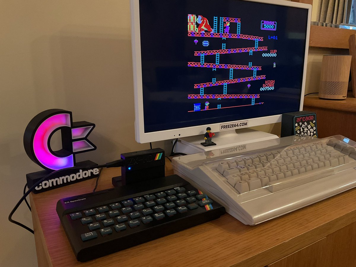 Playing a few modern #ZXSpectrum #Speccy games this afternoon… The