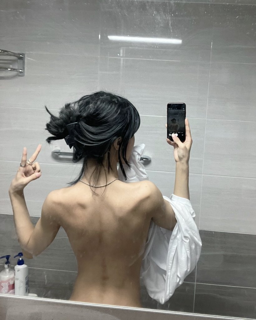 e (@hhhihhihih) on Twitter photo 