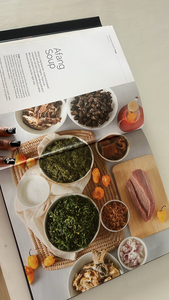 themamaG_'s tweet image. Had a swell time going through this book, big ups to the author mehn.