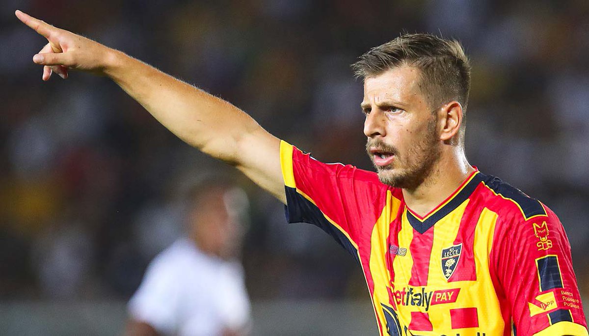 Guidolino8's tweet image. Lameck Banda è stato espulso in Lecce-Parma. Ylber Ramadani, diffidato, è stato ammonito in Lecce-Parma.

Entrambi salteranno Inter-Lecce