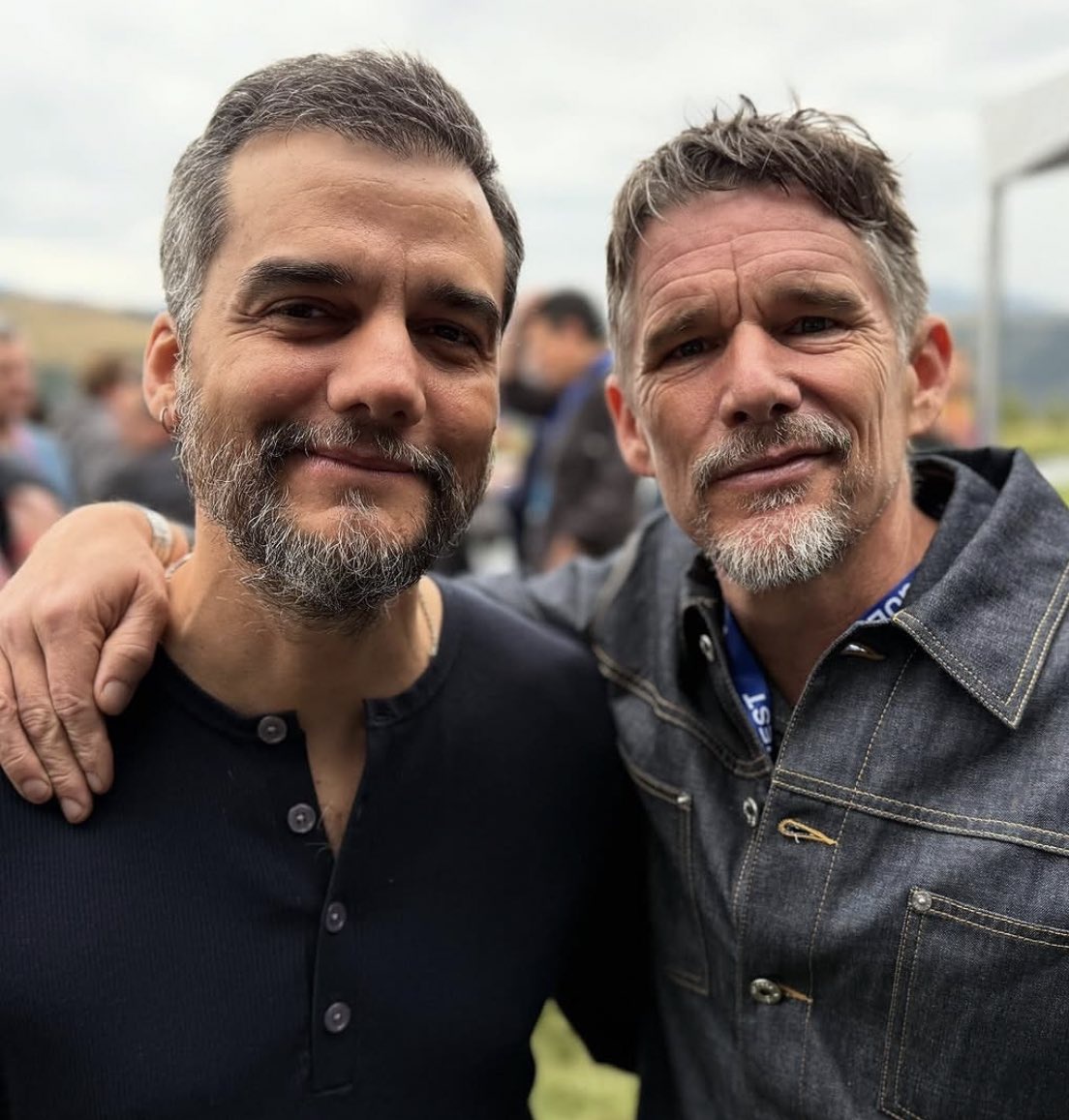 CINEMA505's tweet image. Wagner Moura e Ethan Hawke.