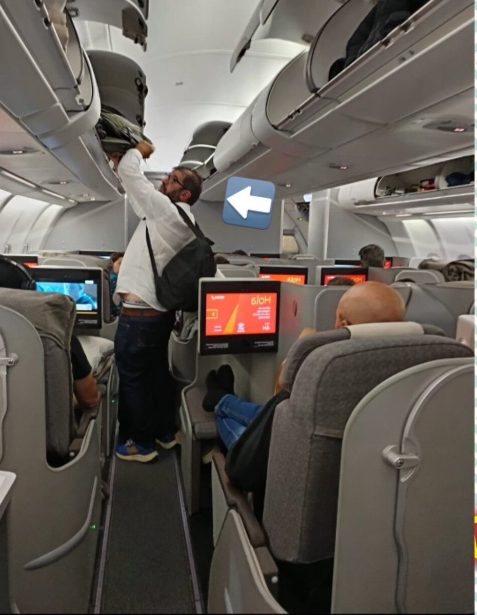 🔴 𝗙𝗘𝗥𝗡𝗔𝗡𝗗𝗢 𝗣𝗘𝗥𝗘𝗜𝗥𝗔 𝗩𝗔𝗖𝗔𝗖𝗜𝗢𝗡𝗔𝗡𝗗𝗢 𝗲𝗻 𝗕𝗔𝗛𝗜́𝗔 

▶️ Parece que el presidente del FA se cansó de trabajar todo el año, y se fue la primera quincena de enero de vacaciones a las playas de Bahía, en Brasil. 

Un destino ideal para un "luchador social".