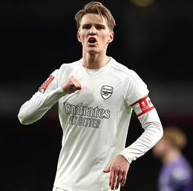 Arsenal_Data's tweet image. Por primera vez en los últimos 4 años, el Arsenal no llevará la equipación blanca que servía de protesta contra crímenes (No More Red) en la tercera ronda de la FA Cup