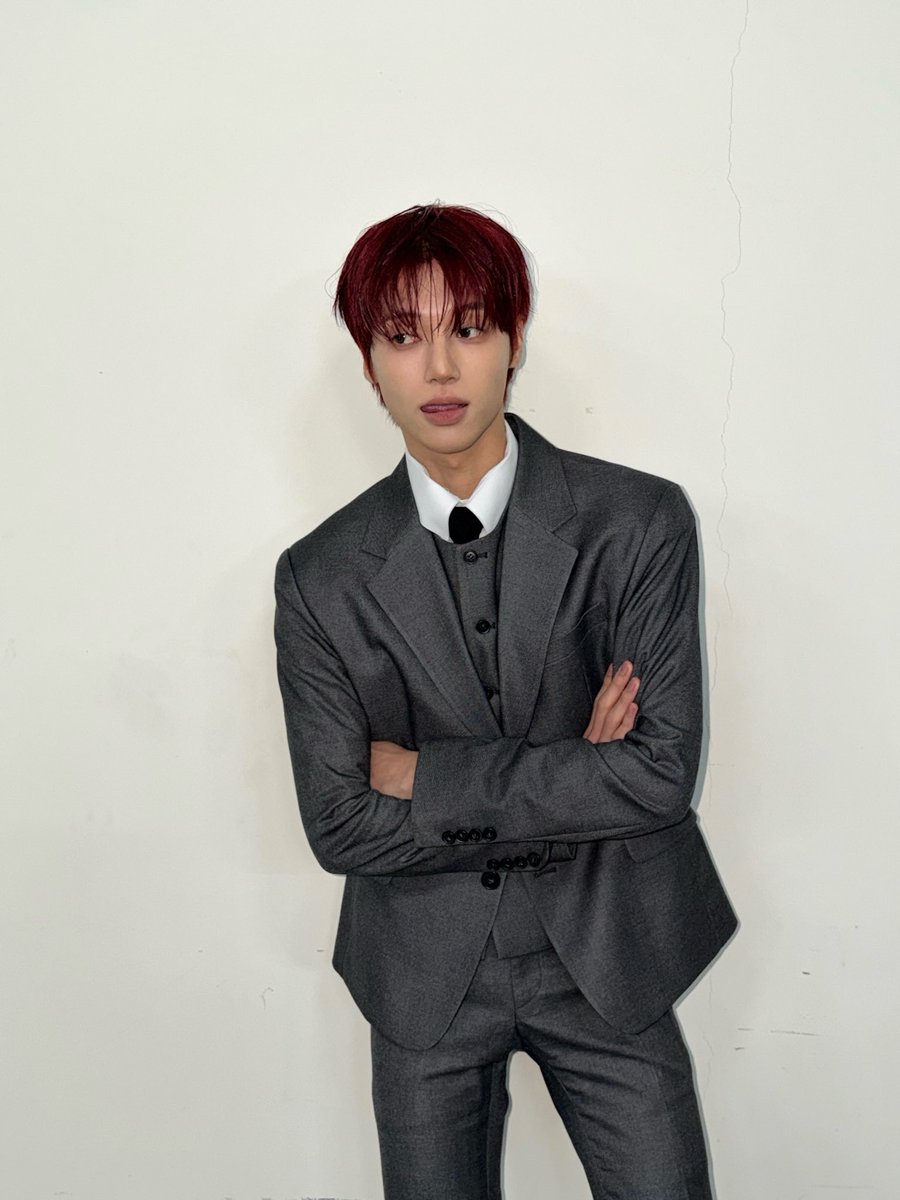 _yoeeee's tweet image. 우영이 오늘은 고양이 말고 여우 하자
사유 : 내가 홀려버림