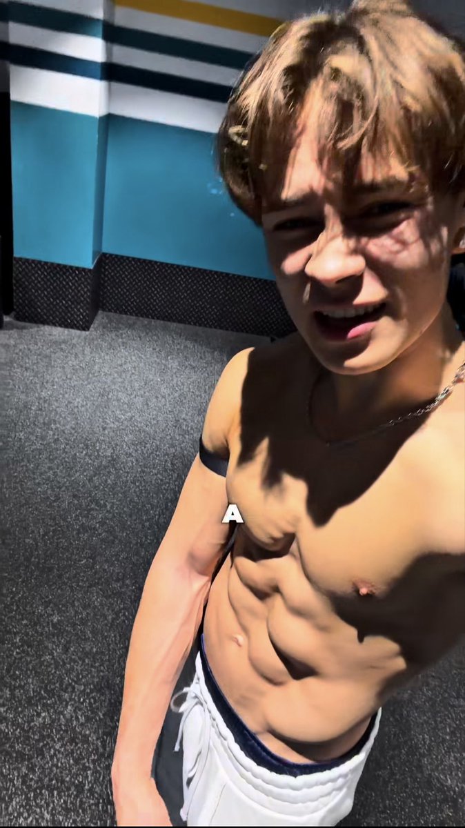 Call6910's tweet image. Jack low so hot 🥵🥵🤤🤤