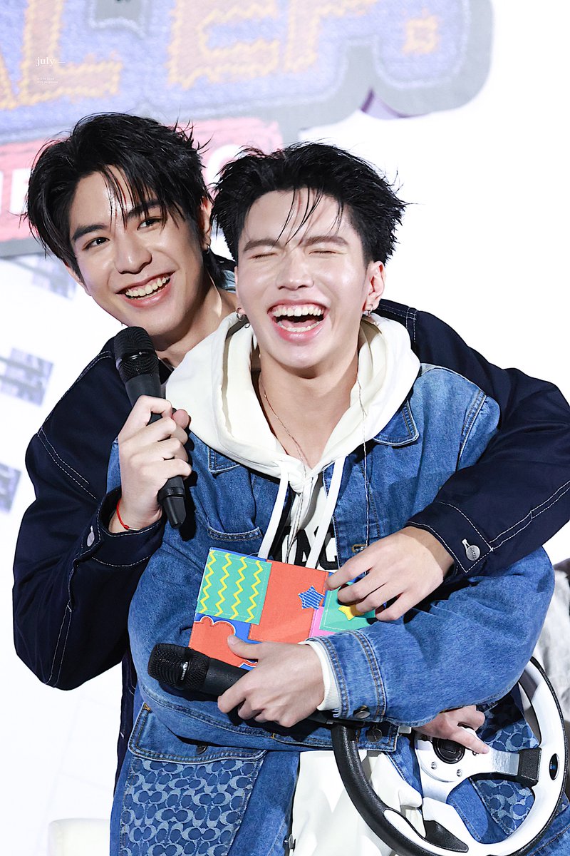 อย่าขยับเดี๋ยวหวั่นไหว 🙂‍↕️🤏🏻

LAST EPISODE OF H2H

#H2HseriesFinalEP
#sea_ta_lay #keenkeno
#seakeen