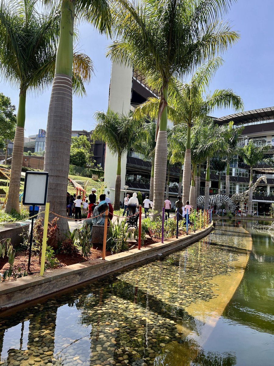 TwoRivers_KE's tweet photo. Slow Sundays hit different at Two Rivers 🌿
Enjoy calm riverfront views, soul music playing, relaxed dining and shop your weekly essentials 🛍️🍽️🎶

#UltimateFamilyDestination https://t.co/LgWMkDFeei