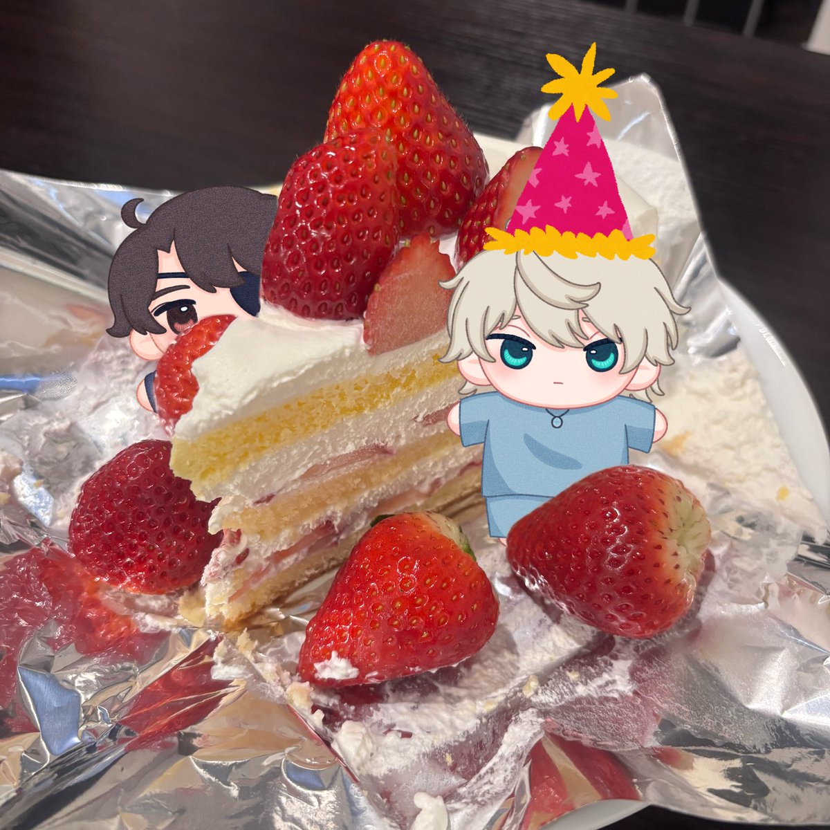 🦇お誕生日おめでとう❗️
いちご増量だよ🍓💥