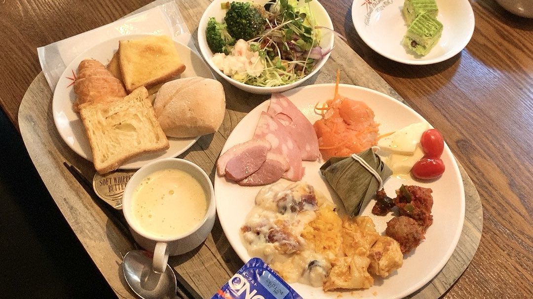libastonprogram's tweet photo. こんばんは。いつもご覧いただきありがとうございます。
アメブロを投稿しました。
『26111 2025年年末の横浜 Part 2 / 年末年始あれこれ』
 https://t.co/fo6TGWVxoN

#アメブロ #カルディ #ホテルリソル #朝食ビュッフェ #水キムチ #食品福袋 #もへじ https://t.co/jJv4Uk3t5k