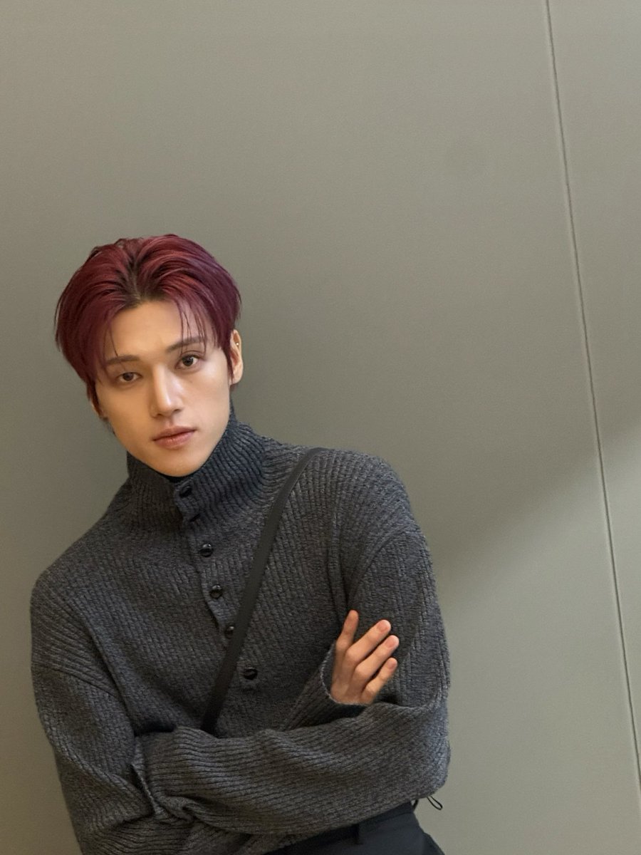 _yoeeee's tweet image. 우영이 같은 남자 또 없다는 걸 오늘도 깨닫습니다..🧎‍♀️