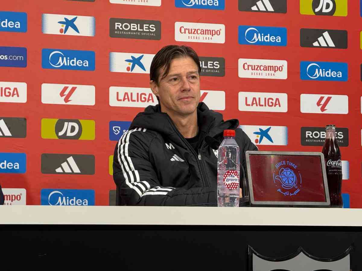 dorsal16_'s tweet photo. 🟥 Alarma antes del Sevilla - Celta: Almeyda confirma el contratiempo de Alexis

#SevillaFC #CompartimosAfición
https://t.co/1XRWRBU1j3 https://t.co/IIiOryiDq3