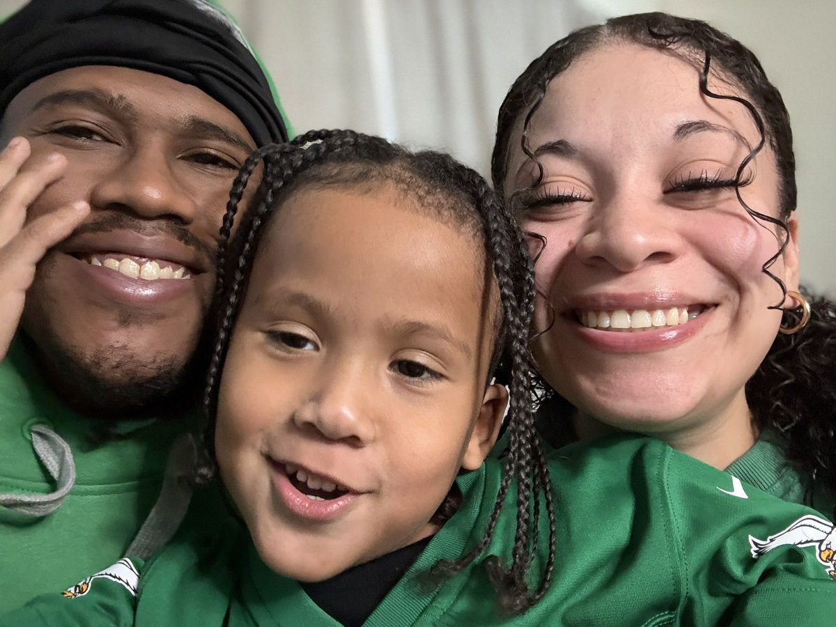 Bre - ON tweet media