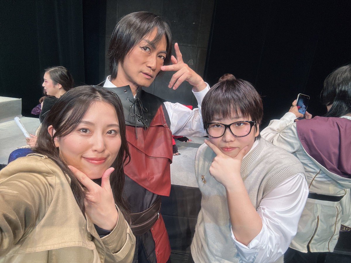 今更ながら…！
この2人には大変助けられたんです
稽古場でいつもいつも
台詞合わせ付き合ってもらって。

あげれてなかったなーって写真なので
こっそりあげておきます

ありがとう！
怪盗ルブレット(甘粕警部)と
間平刑事！！！！！

#15thピースメイカー