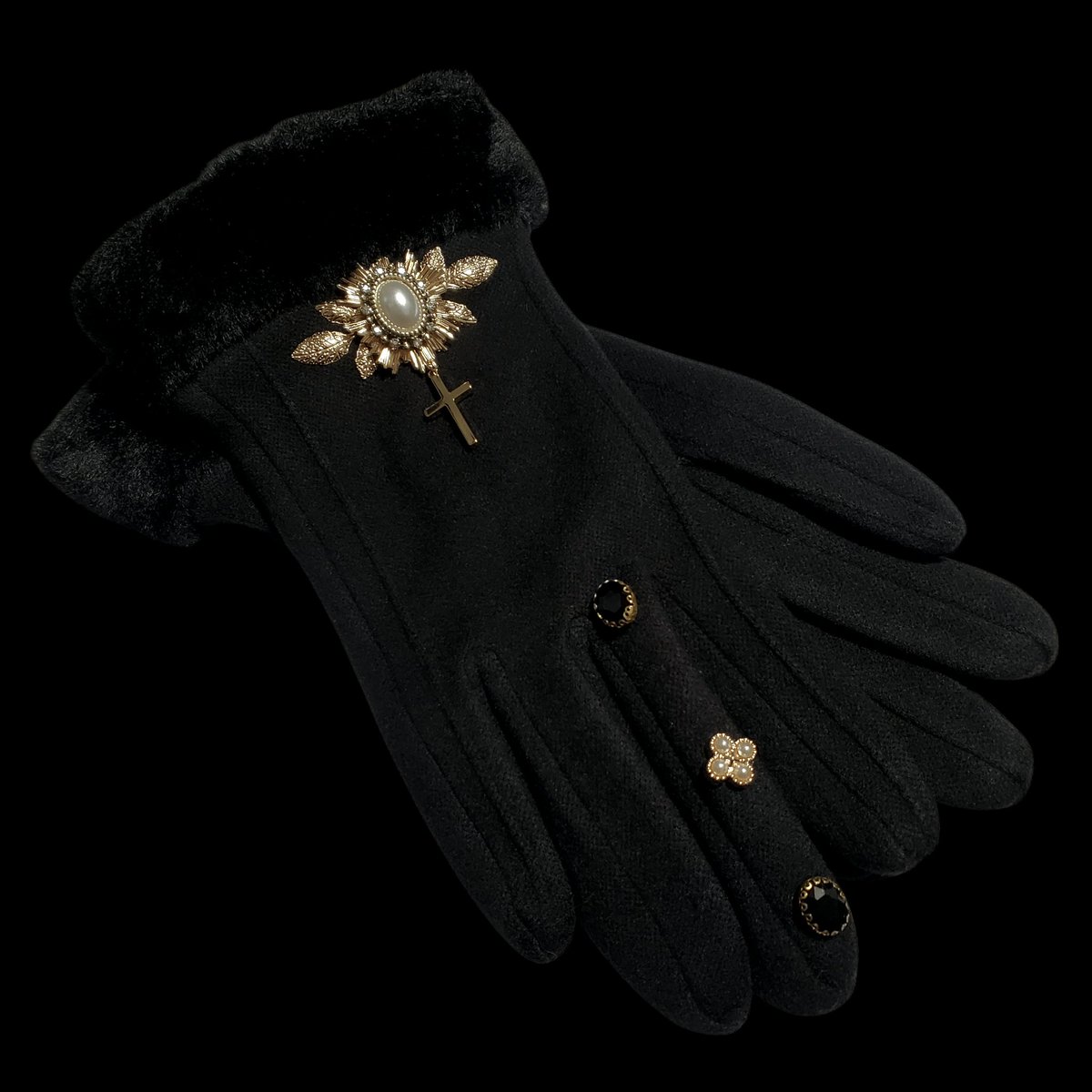 _Identity_Night's tweet image. OPENしました〜🐕
identity666.theshop.jp