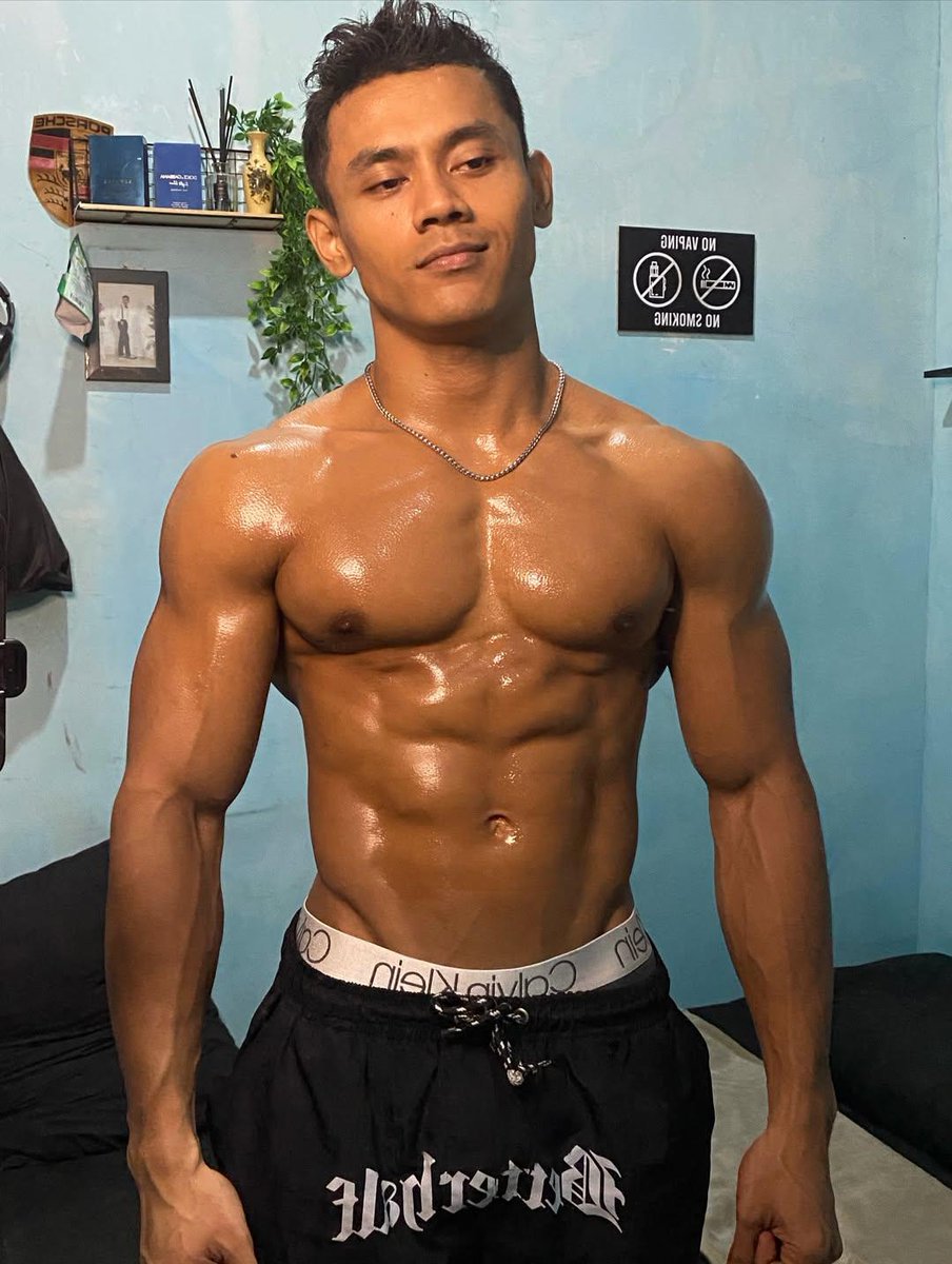 Masculine madness tweet media