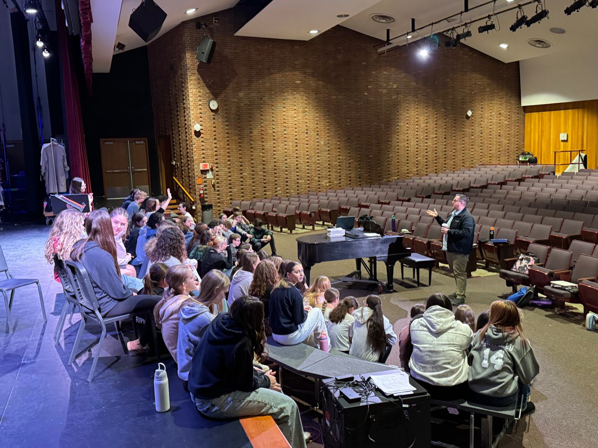 FCSD_Music's tweet image. On Friday we held our annual moving up days in Band, Chorus, and Orchestra. Our 8th graders rehearsed with our current High School students to get ready for next year. 239 students participated!
