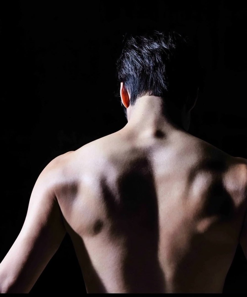 hwallazziaa's tweet image. The front stunning, the back gorgeous