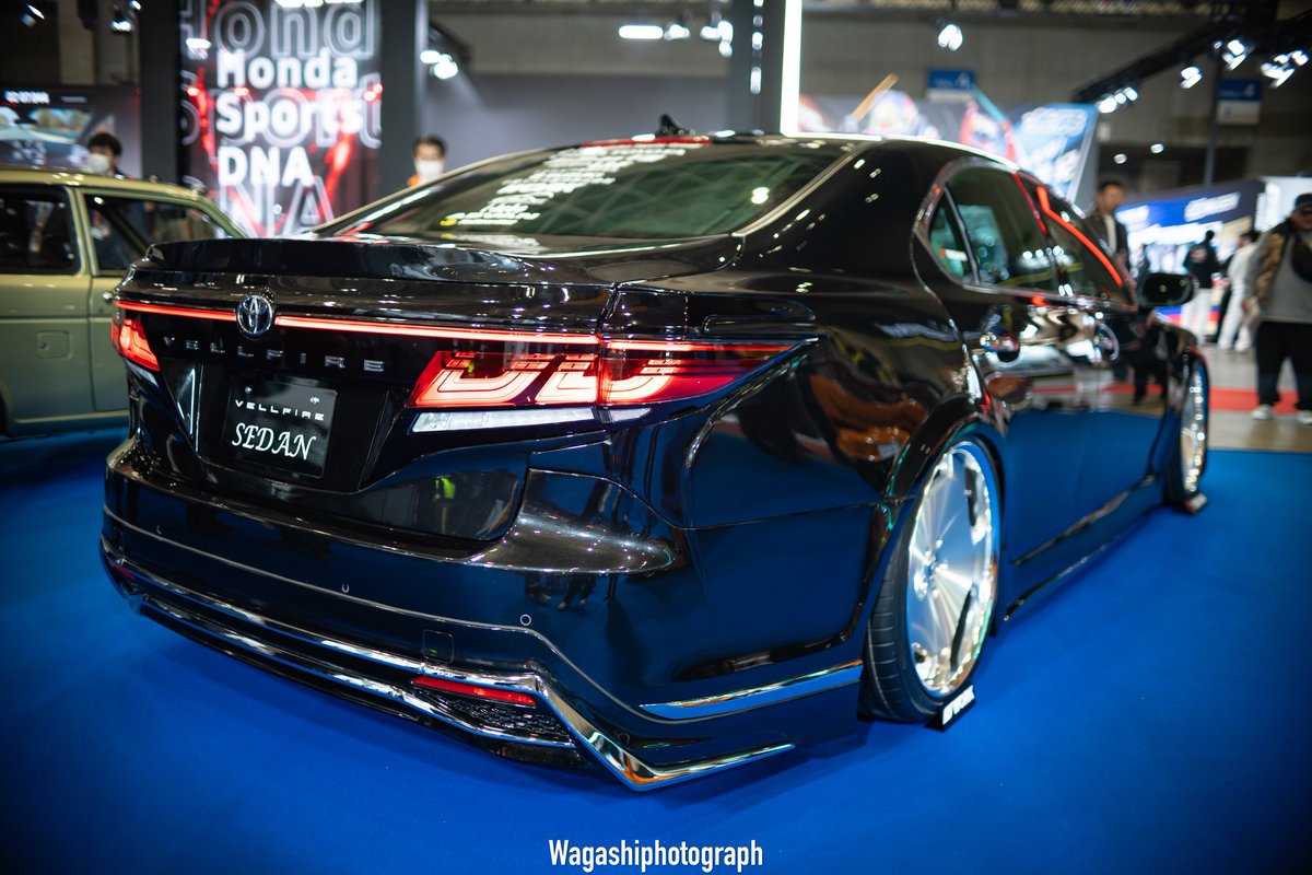今回1番見たかったNATSのヴェルファイアセダン
ほぼこれメインで見に行ったから空いてる時に見れてホント良かった
バカイケてた🥹