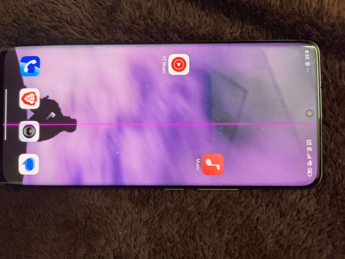 byronxcrypto's tweet image. same issue pink line @_techibee company should address this.  @Xiaomi @XiaomiIndia #pinklineissue #mi13pro #Accountability