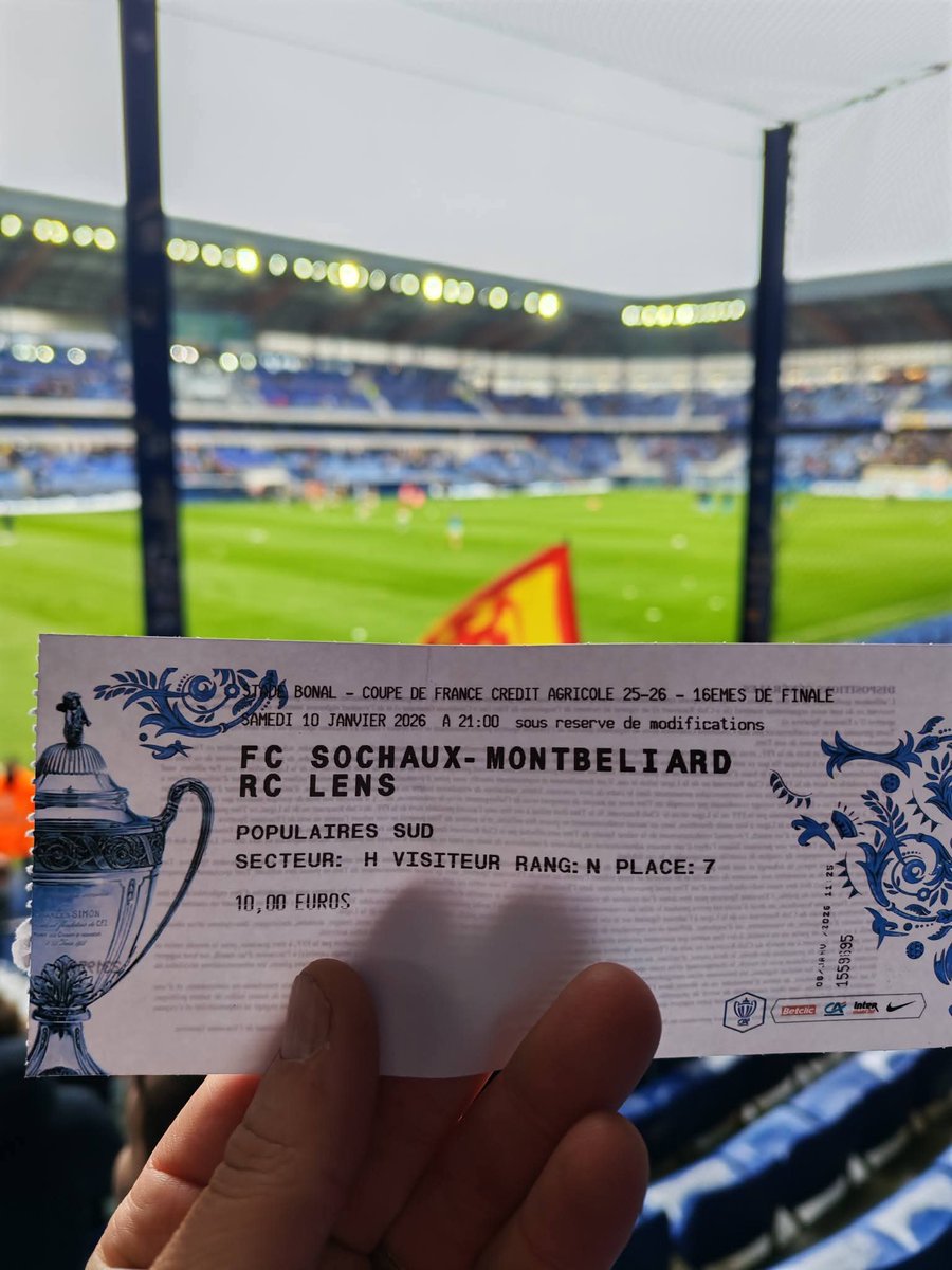 Mise à jour. Les gars sont restés à Gérardmer au lieu de rentrer, ont dormi sur le parking d'un Aldi à Sochaux dans les J9 et sont à Bonal en parcage. La passion 😅🔥 #FCSMRCL #RCLens #CoupeDeFrance