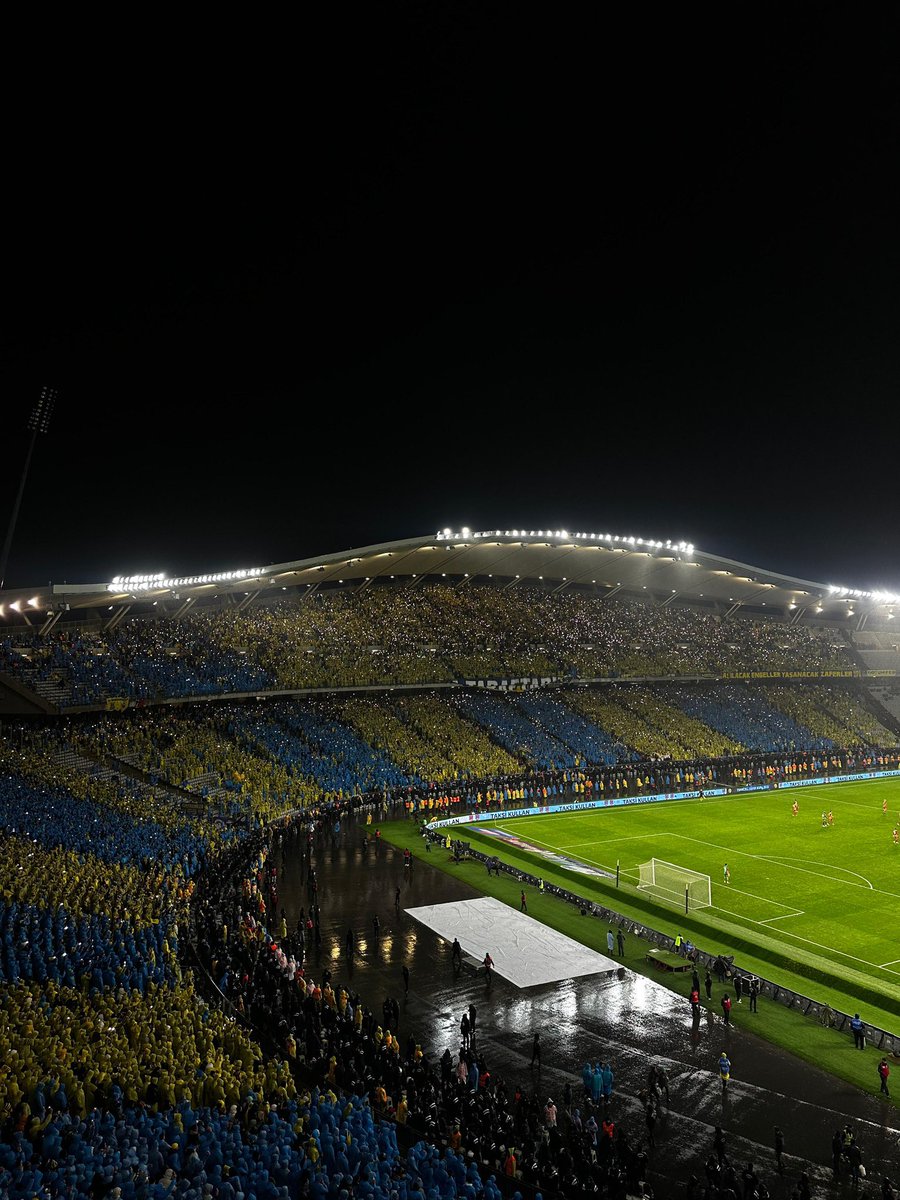 mertotcglu_GFB's tweet image. Evrendeki en büyük gösteri, senin sevgini yaşamakla başlar.

@Fenerbahce