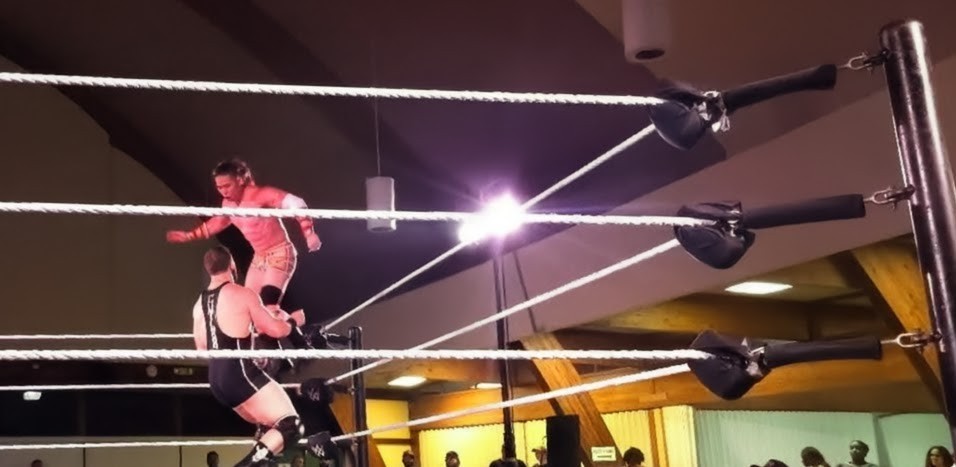 CarlosStoneking's tweet image. @DanteChenWWE showing up for #NXTSanford is always a great show. #ChenUp #CheNxt #WWENXT #wwe #PushChen