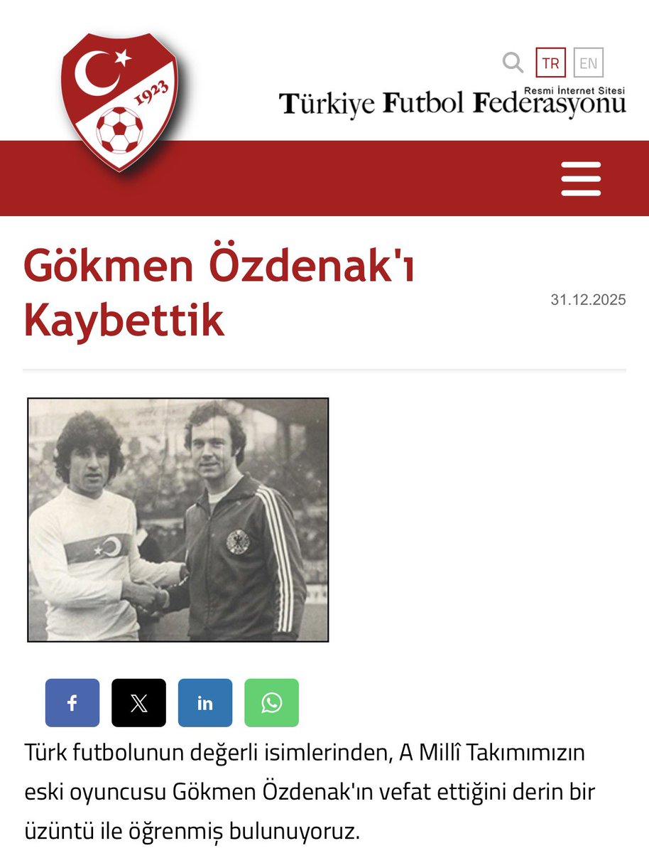 cont_alt_del's tweet image. 31 Aralıkta ölen sporcunuzu 2 Ocakta gömüyorsunuz, 5 Ocakta @Trabzonspor ile kupa maçı yarı finali oynarken saygı duruşu yapmak aklınıza gelmiyor da 10 Ocak’taki finalde mi aklınıza geliyor? Trabzonspor maçında kolunuza siyah bant bile takmadınız, ölen sporcular için ilk resmi…