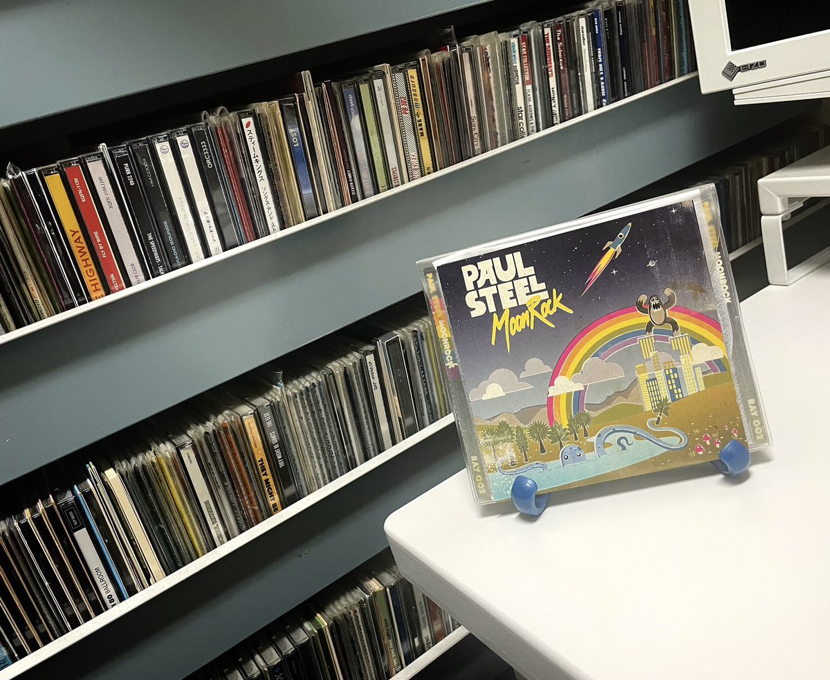 pleasegotme's tweet image. Paul Steel『Moon Rock』(2008)
ブクオフでは、いつも好きなアルバムが捨て値で置かれている。今日見つけたのはポール•スティール。フジロックで観た数々のポップソングで一気にファンになり、アルバムを心待ちにした。ミーカ、ジェリーフィッシュファンには是非お安くゲットしてもらいたいものだ