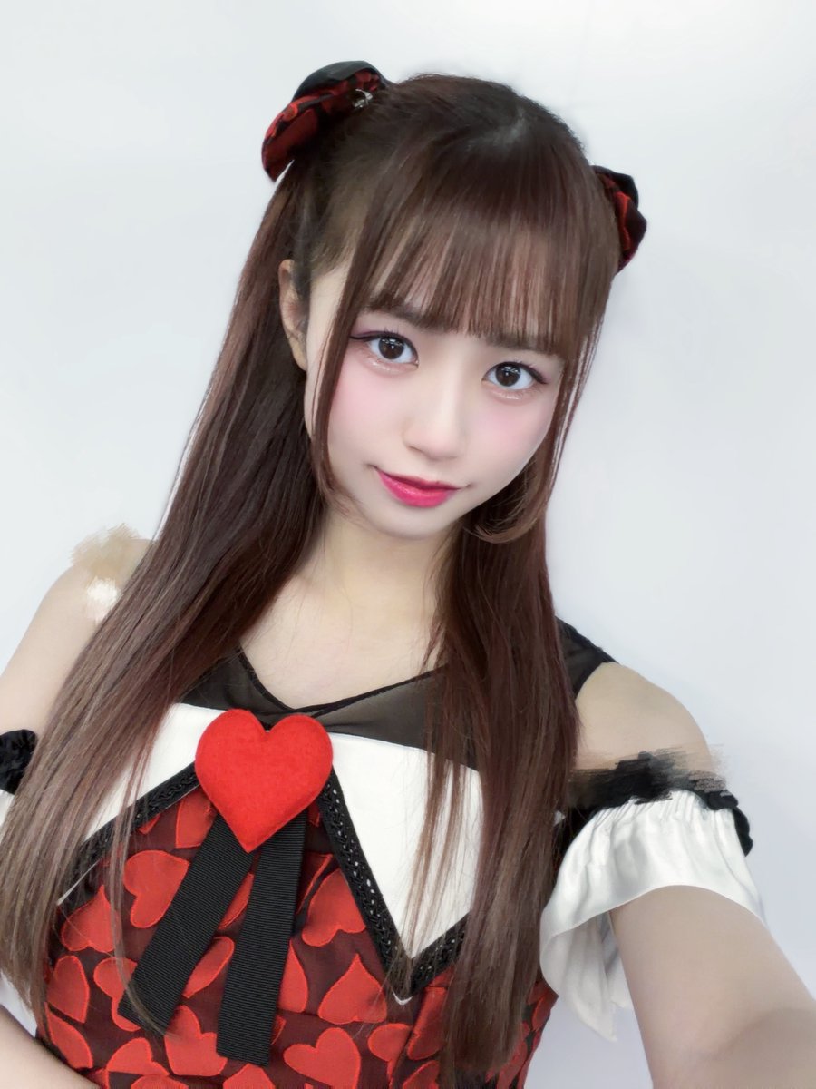 IDOL SODA Stream!! ワンワンワンの日SP
ありがとうございました✨️

新年最初の対バン楽しかった🫶🏻
本日はめずらしくストレートな髪型でしたよん🍬

明日は15:00~トークポート❣️
待ってるね🍀
💭【talkport.com/ja/0c353b4a】

#MARUKADO