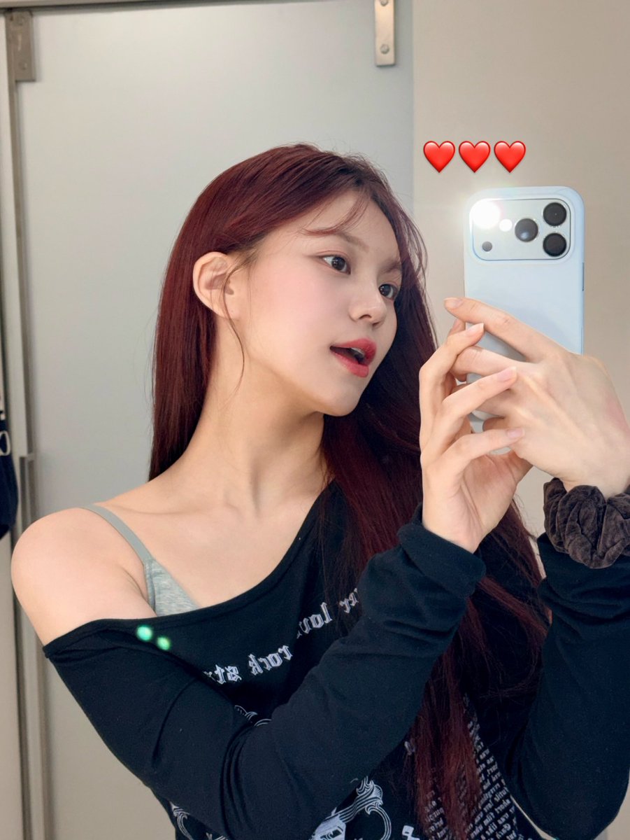 앞머리 너무 조타,,,,🥹