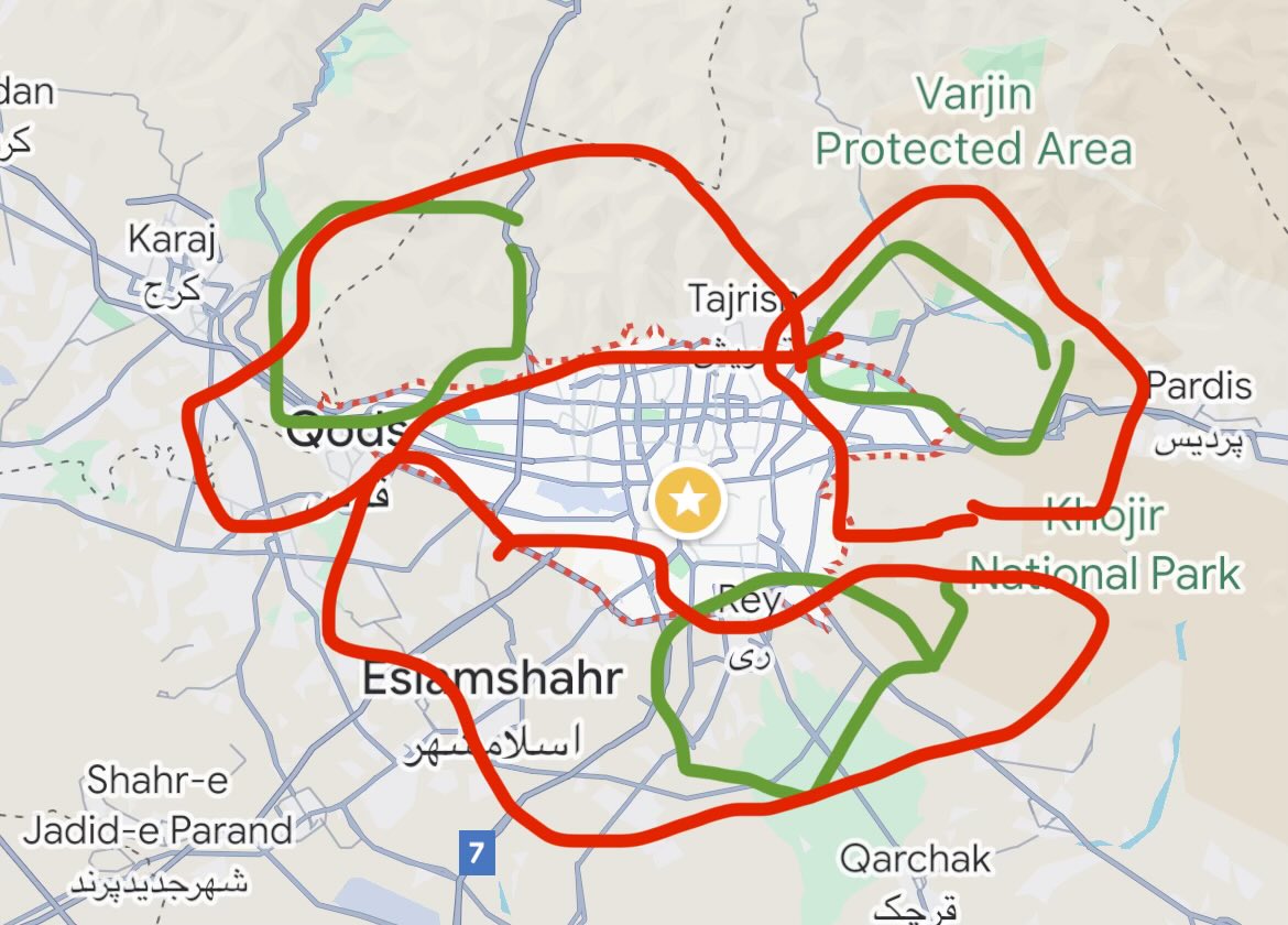 IranImmortals's tweet image. پس از بررسی وضعیت ارتباطات با سه تکنولوژی مختلف، قاطعانه می‌تونم بگم که ما با دخالت خارجی برای سرکوب معترضان مواجه هستیم.

دستگاه‌هایی که از ماهواره‌های 
 Geostationary استفاده می‌کنند، مثل Garmin و Viasat بیشتر در مناطق سبز رنگ امکان ارتباط داشتند

استفاده از استارلینک در مرکز…