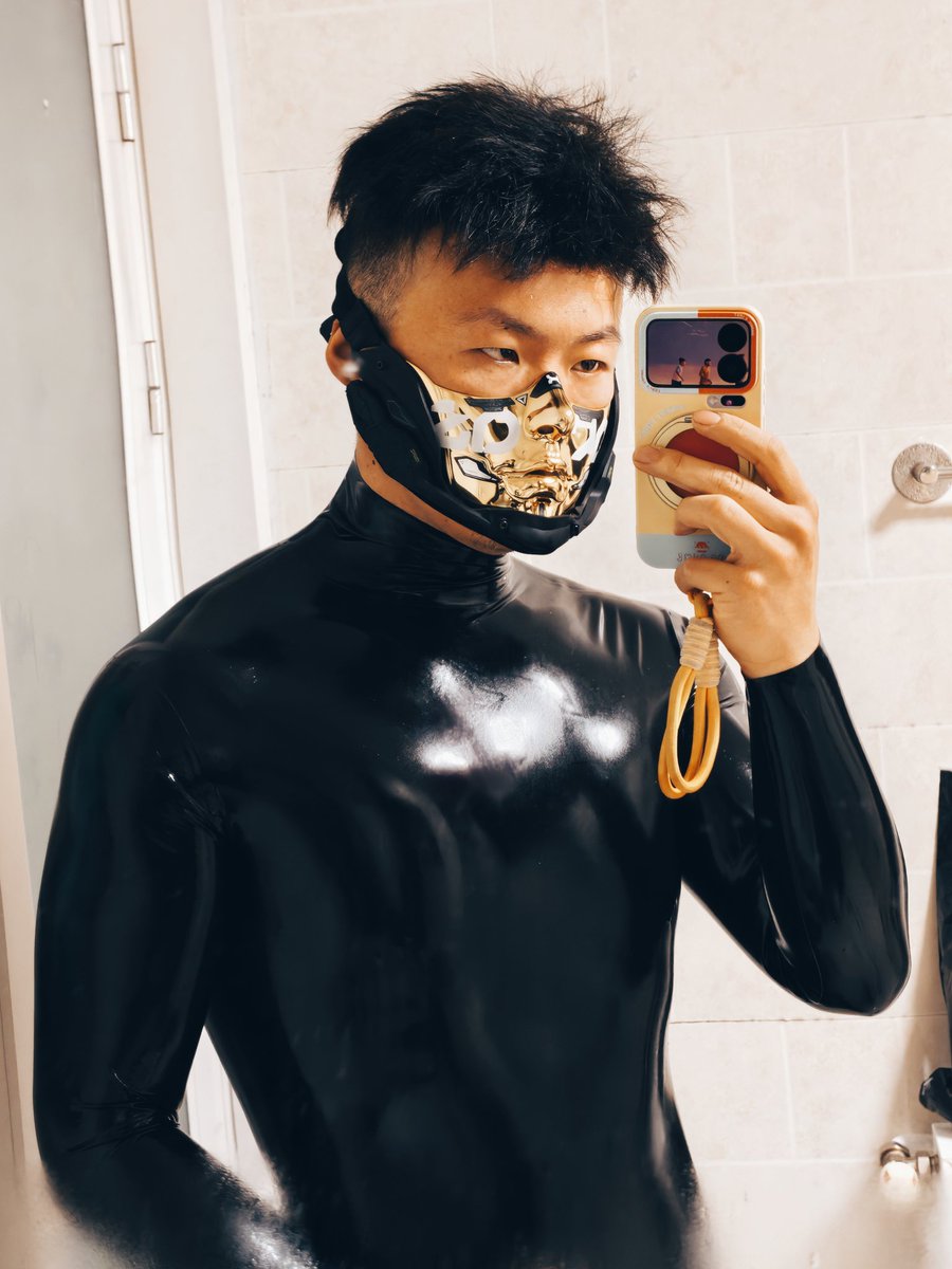 【提问】
带不带头套？