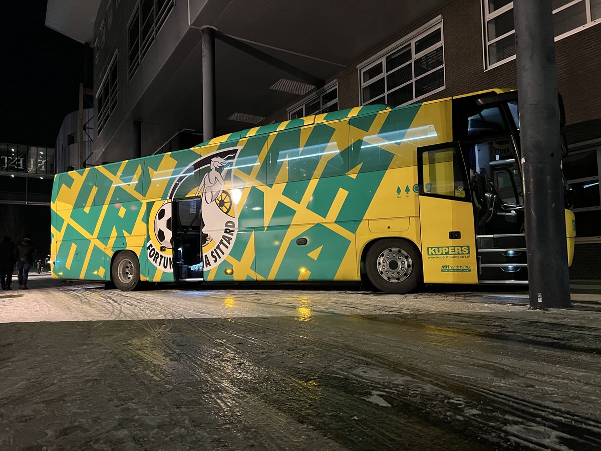 Fortuna_Online's tweet photo. ✅ Winterweer doorstaan
✅ Puntentotaal + 1
Fortuna Sittard | #FortunaSittard | #gaefor | #Eredivisie https://t.co/3ntIopu6f0