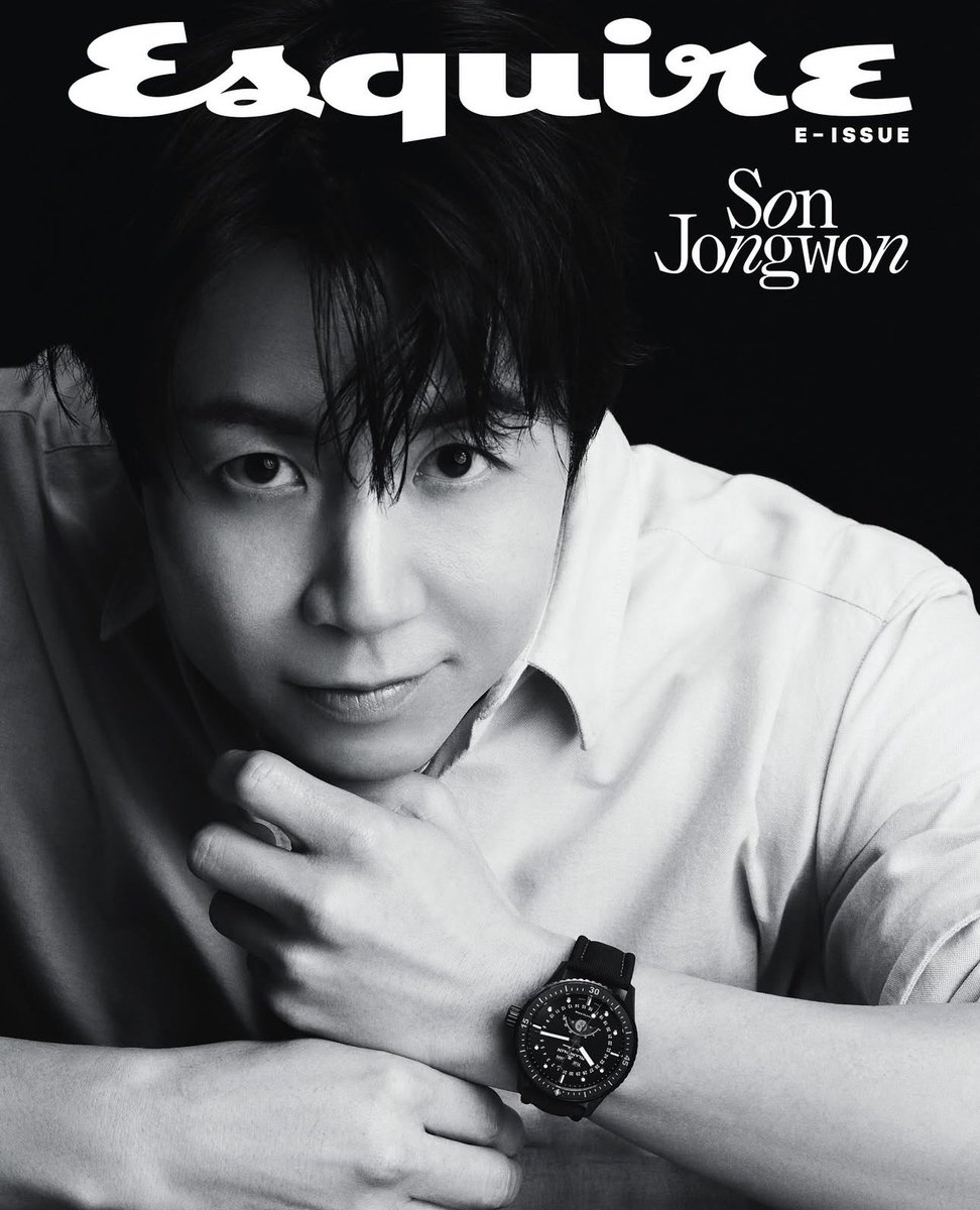 phoqueenv's tweet image. Before I liked Son Jongwon, I liked another hot chef, Rick Yuan 🤭
For the record, I'm not picky...I would take someone like Taecyeon, Son Jongwon, or Hyun Bin. I'm flexible and easygoing like that 😎