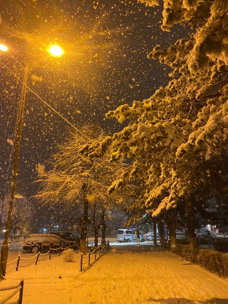 Yarın sabah böyle bir şeyle karşılaşmak istiyorum aşırı özledim bu görüntüyü 
#karyağışı