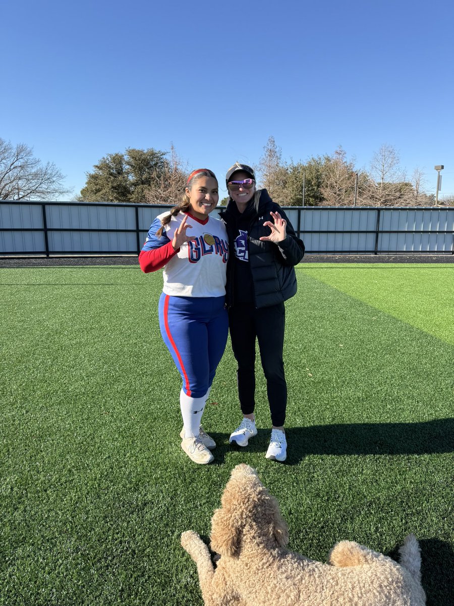 Bella Morales tweet media