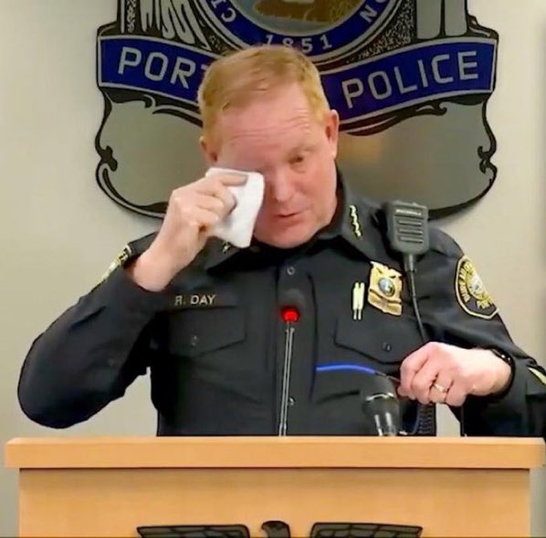 Gunther Eagleman™ tweet media